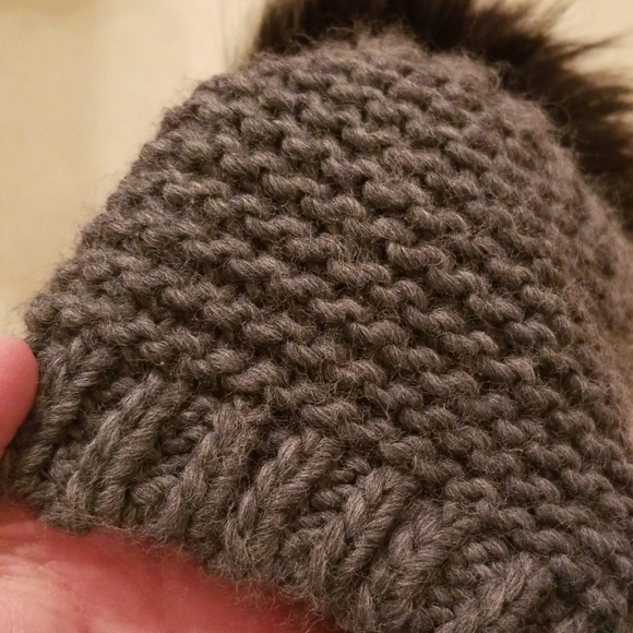 NWT Ba-Bo knit hat with faux fur pom main image 5